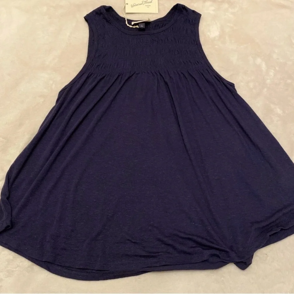 Universal Thread Navy Sleeveless Top